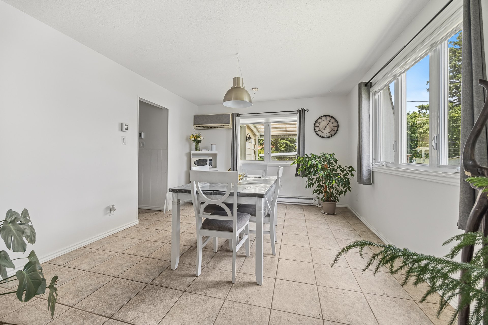 Photo - Salle à manger