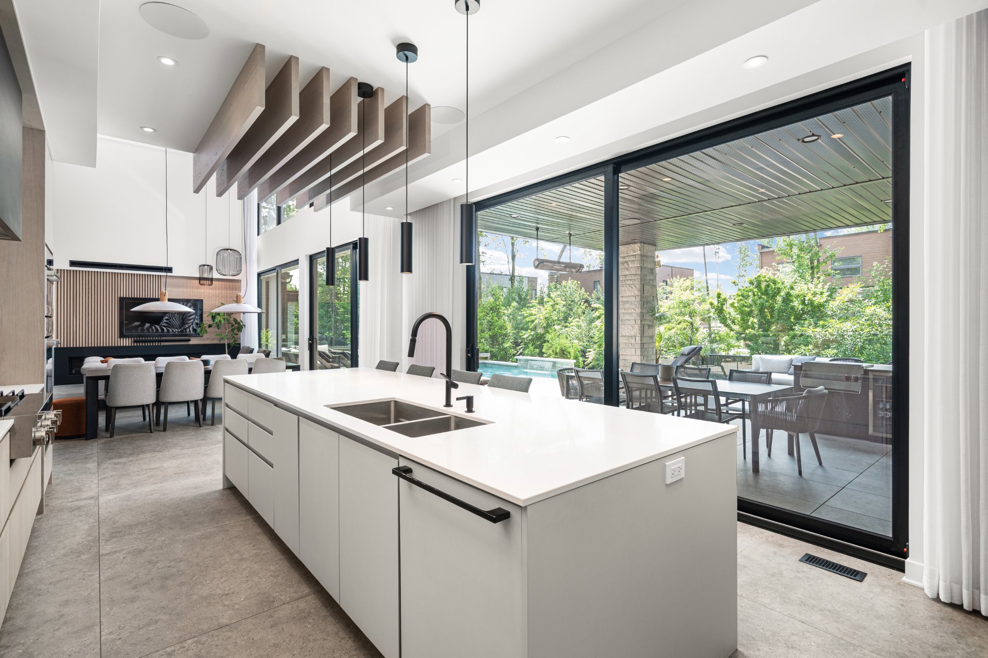 Photo - Kitchen