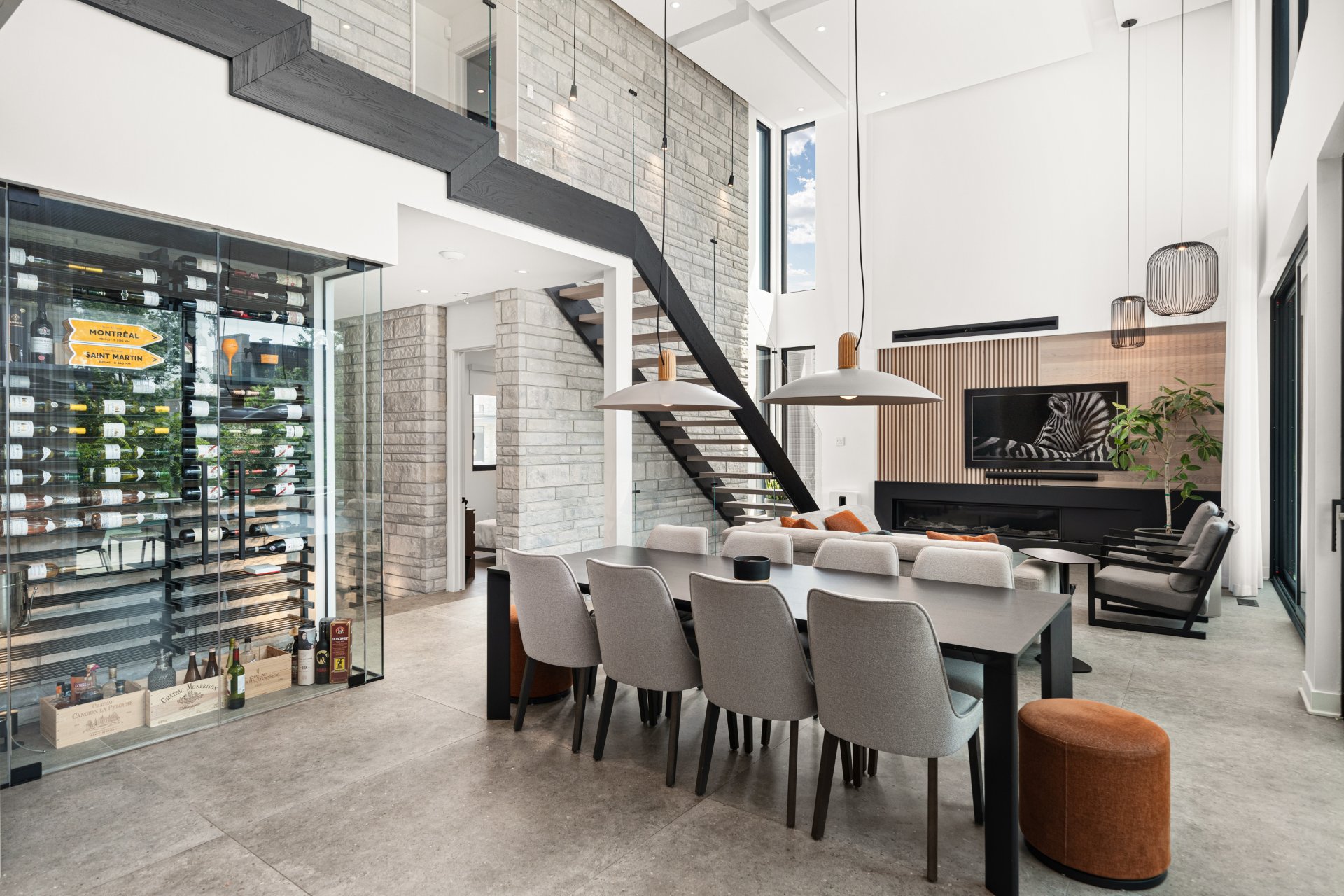 Photo - Dining room