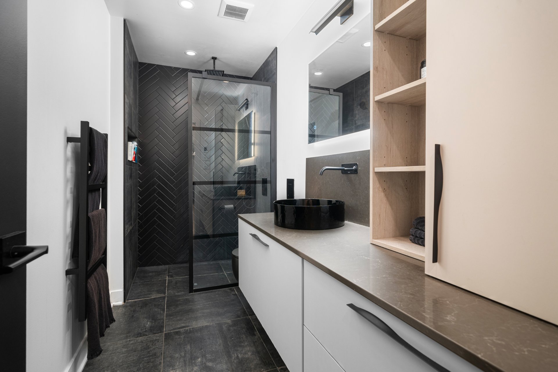 Photo - Bathroom