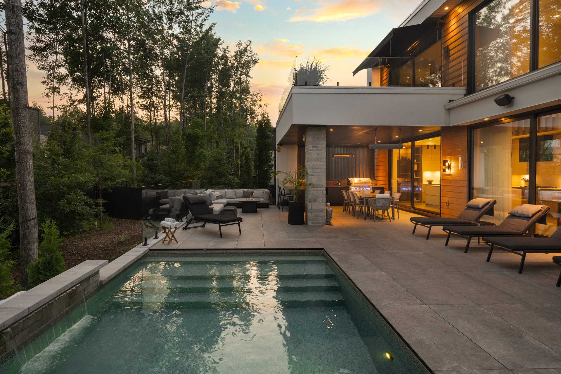 Photo - Backyard