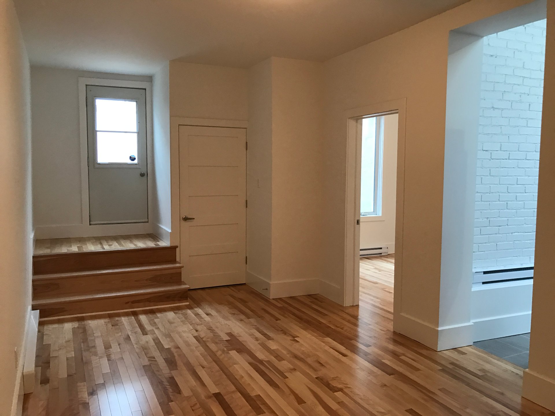 Photo - Hallway