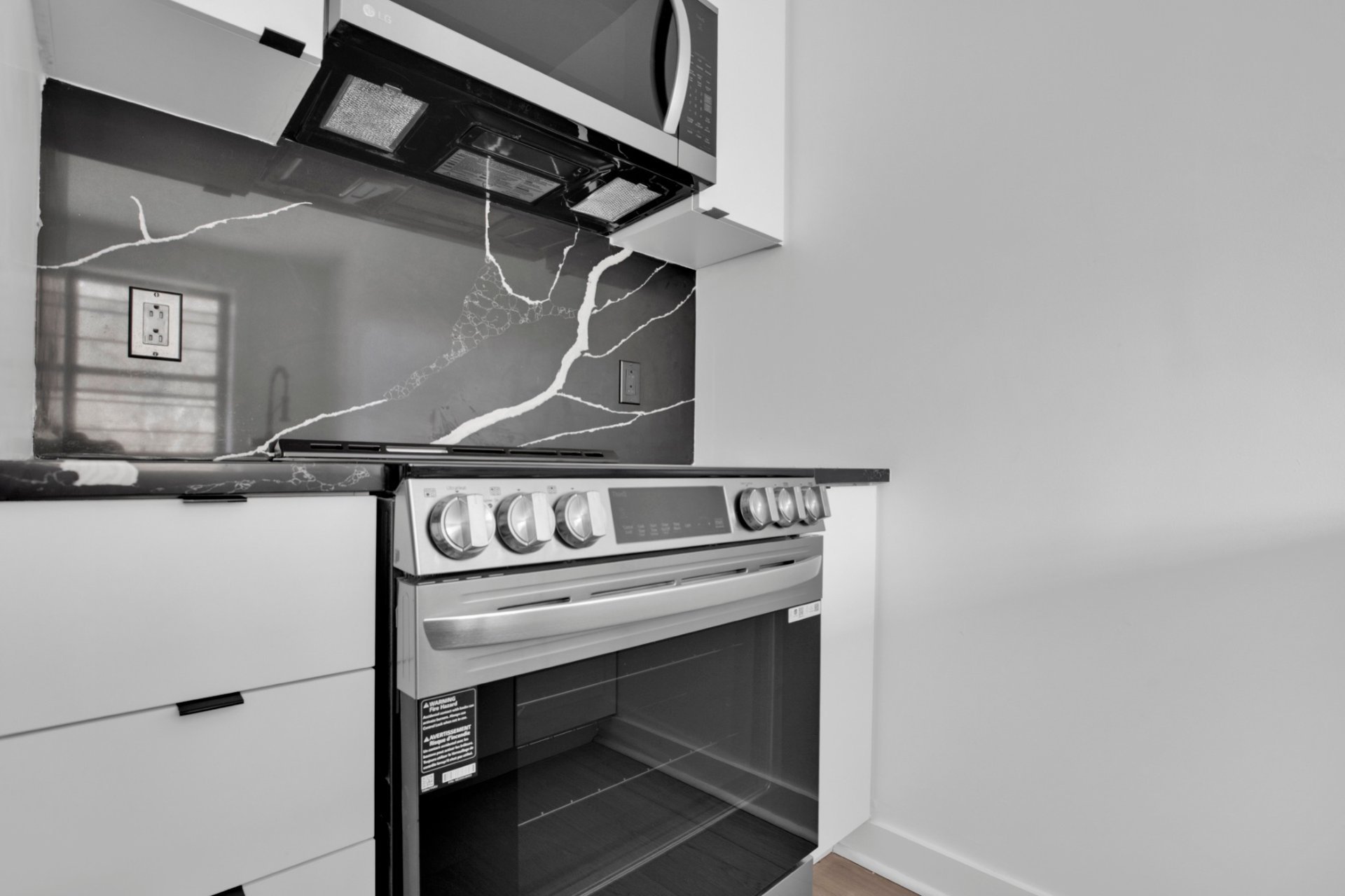 Photo - Kitchen
