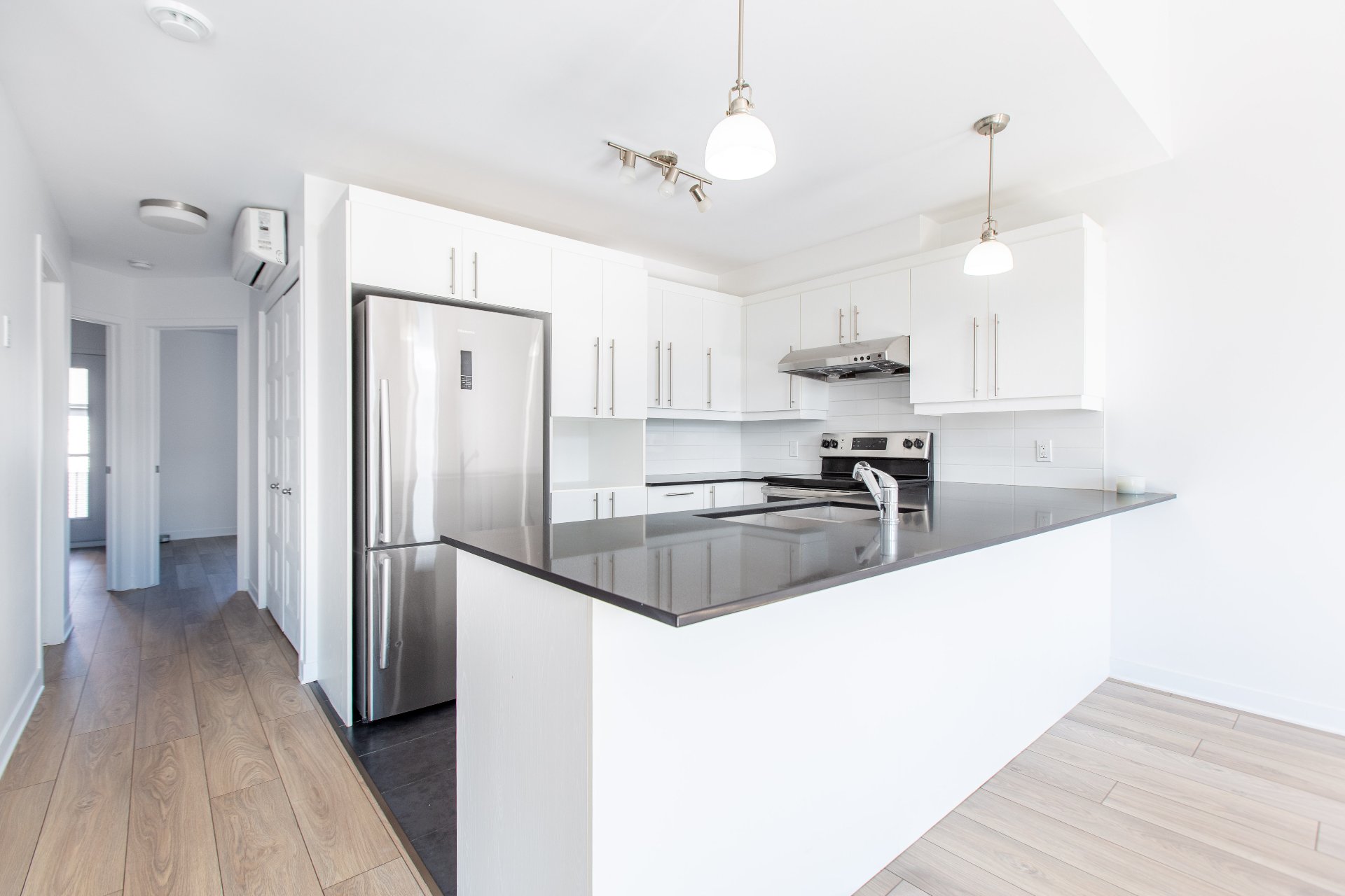 Photo - Kitchen
