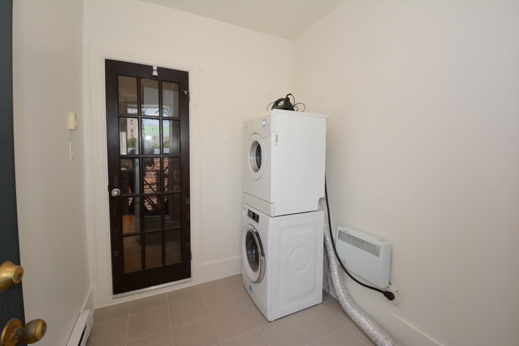 Photo - Laundry room