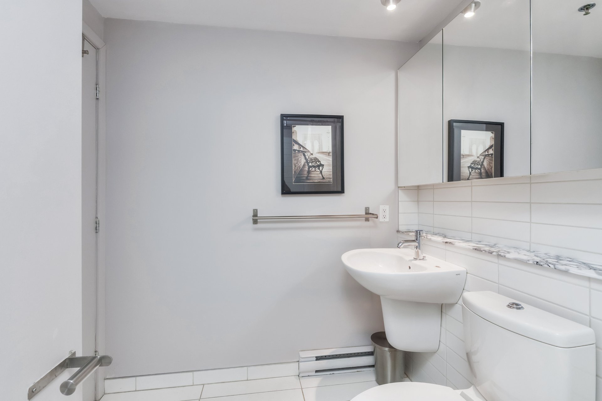 Photo - Bathroom