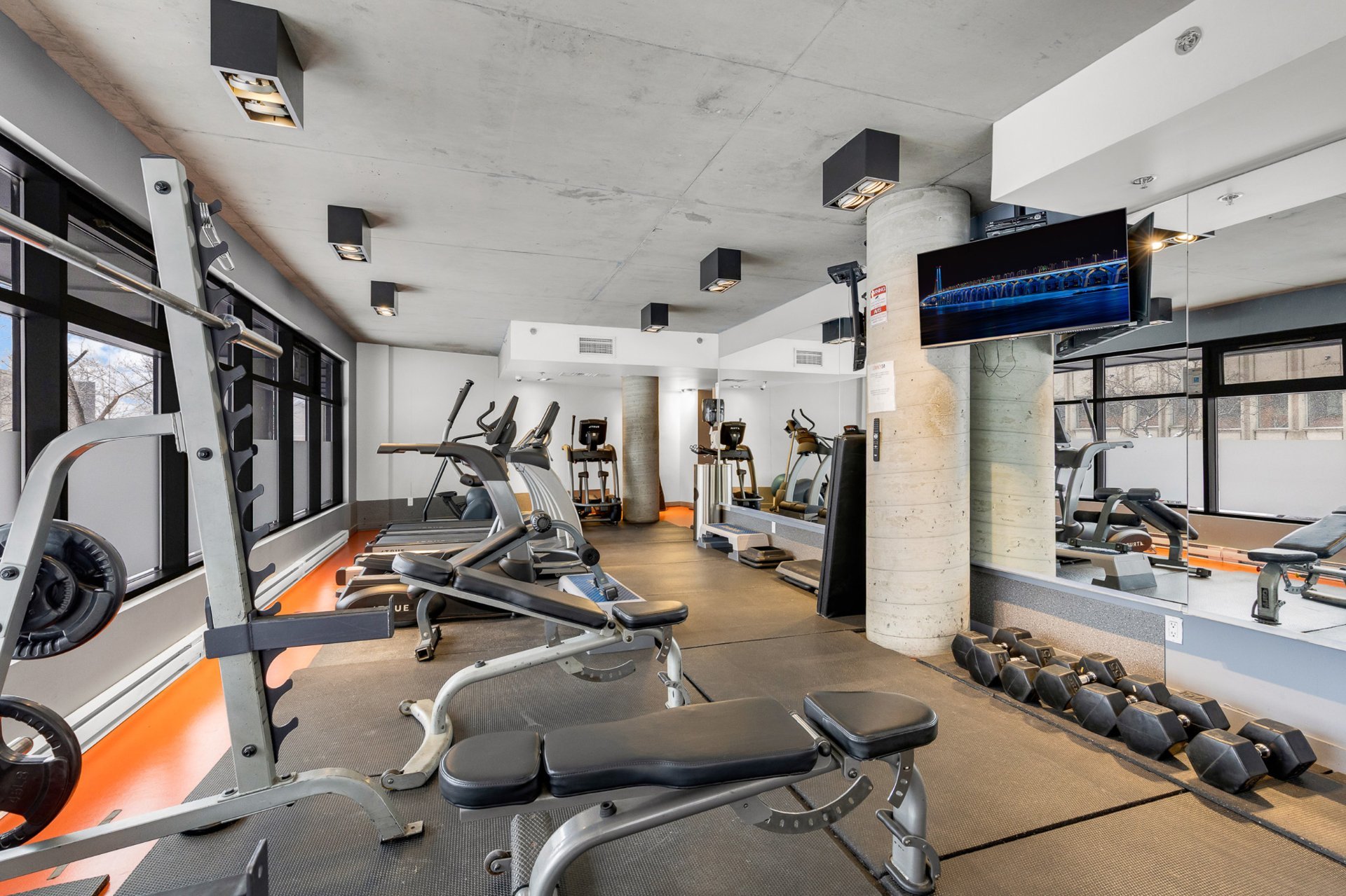 Photo - Exercise room