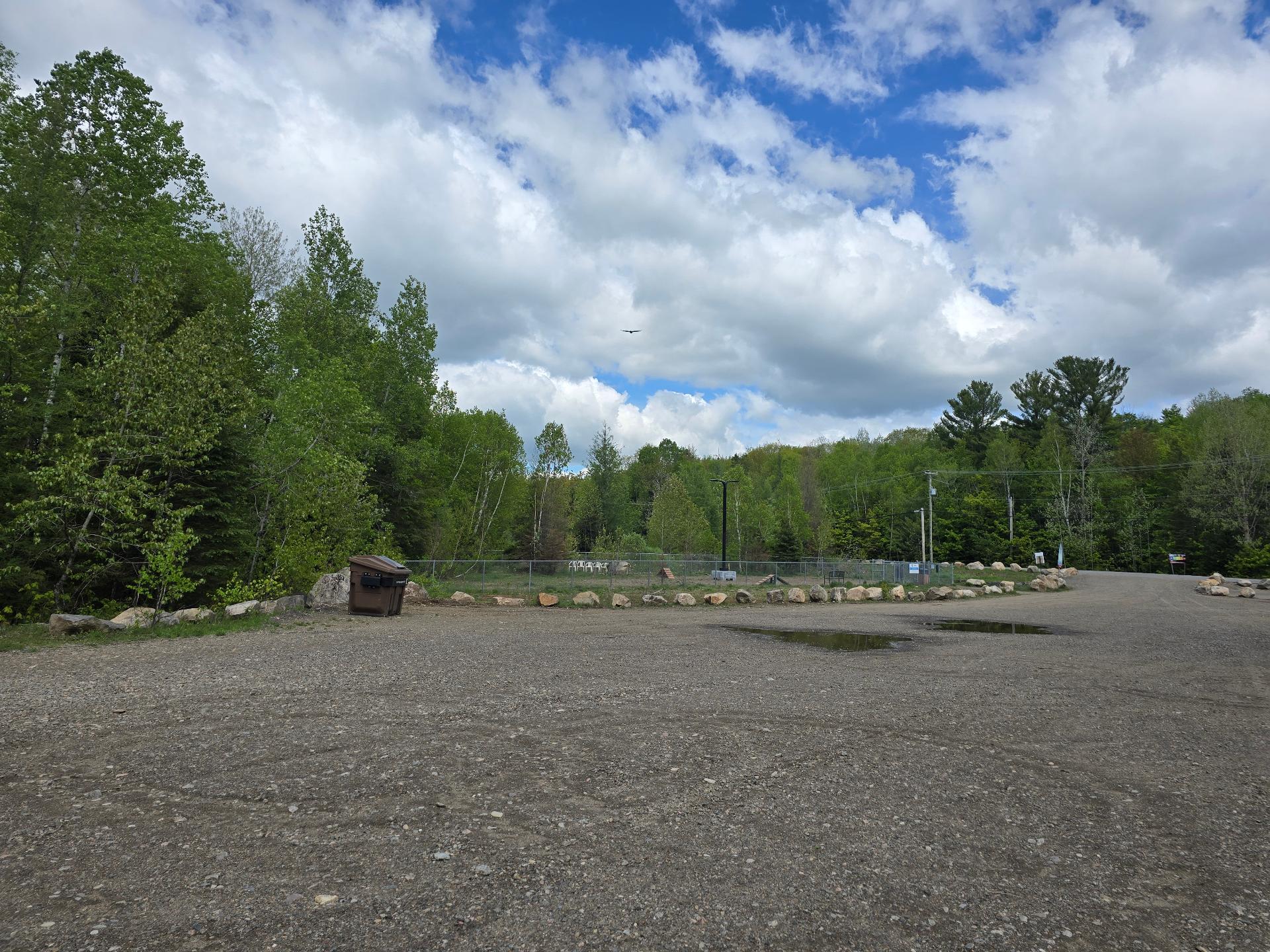 Photo - Nearby