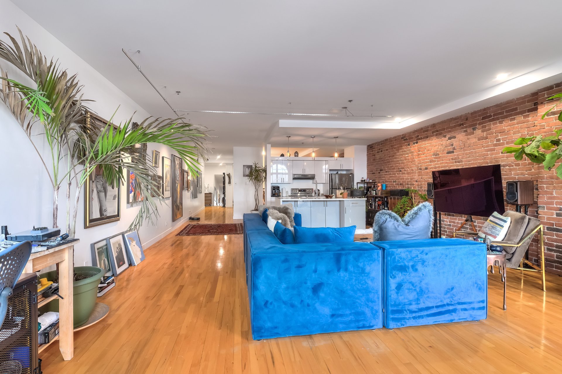 Photo - Salon