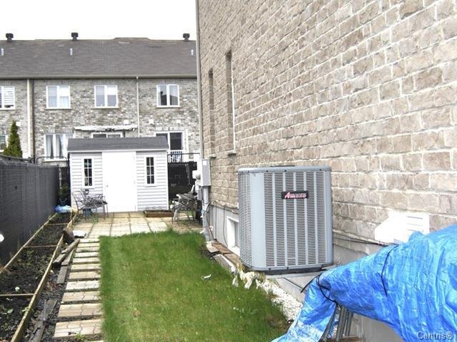 Photo - Exterior