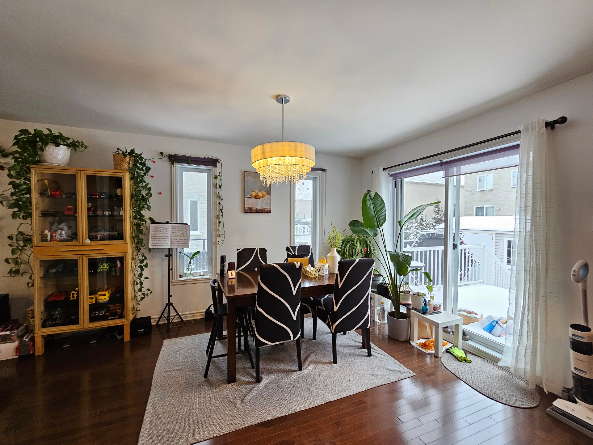 Photo - Salle à manger