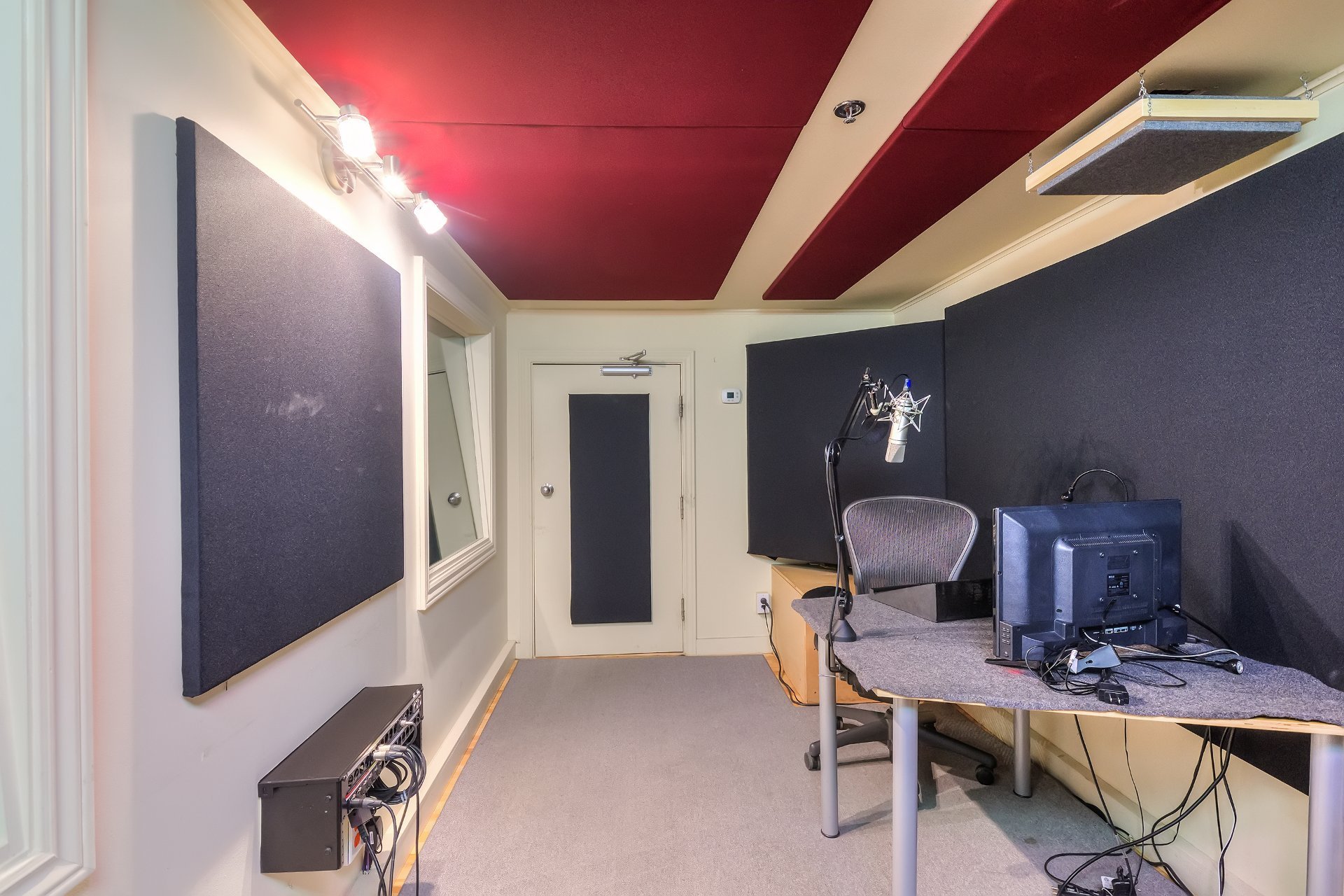 Photo - Office