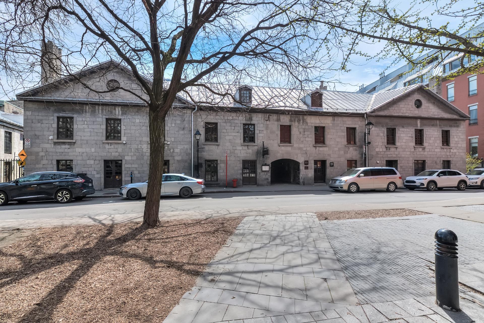 Photo - Exterior