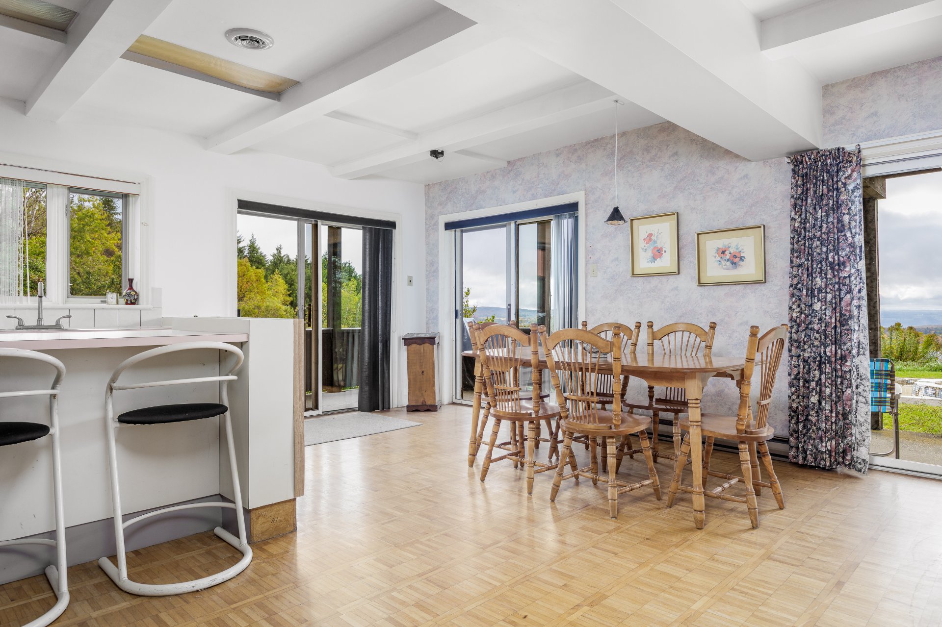 Photo - Salle à manger