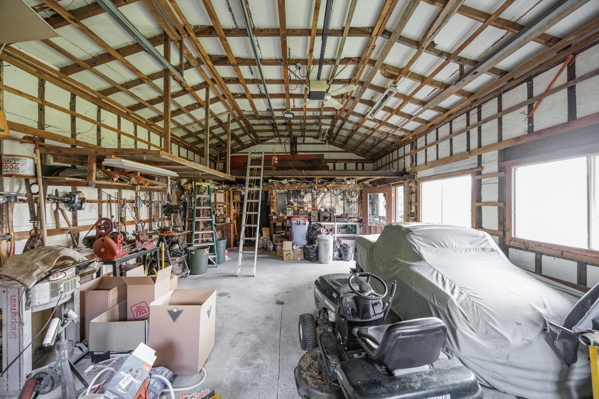 Photo - Garage