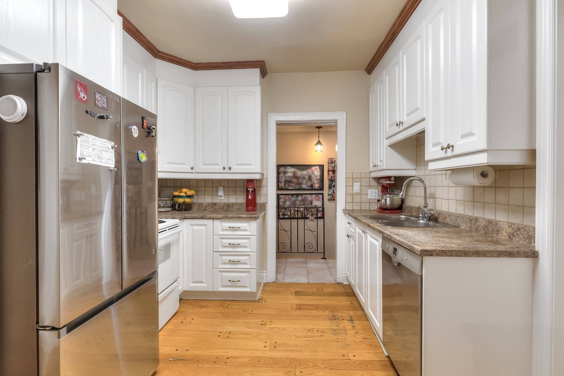 Photo - Kitchen