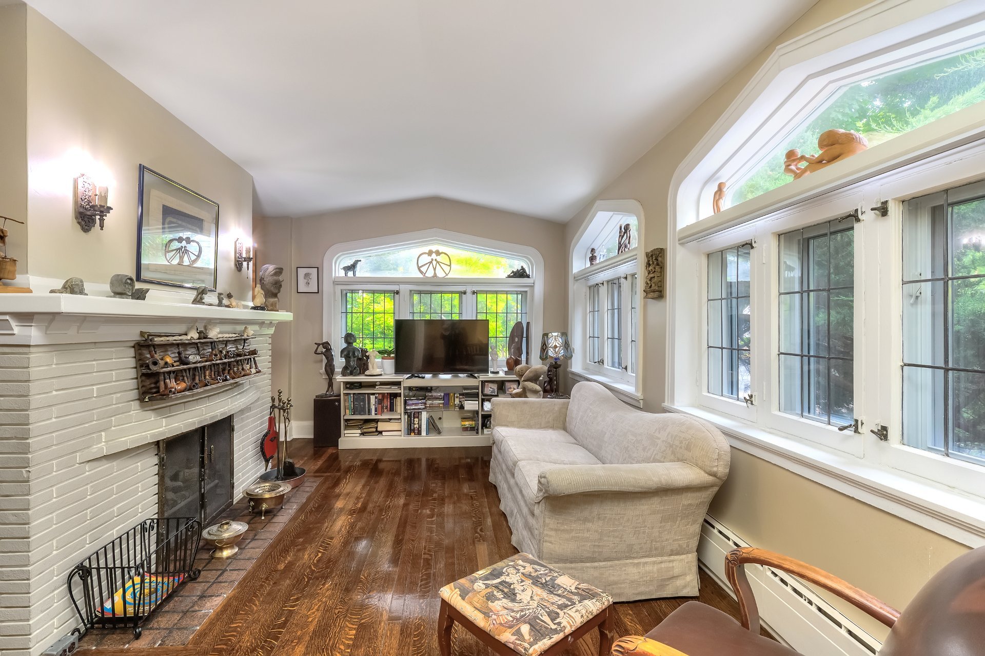 Photo - Living room