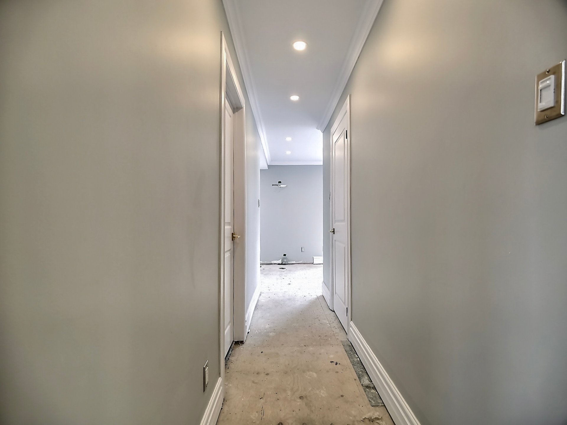 Photo - PASAGEWAY