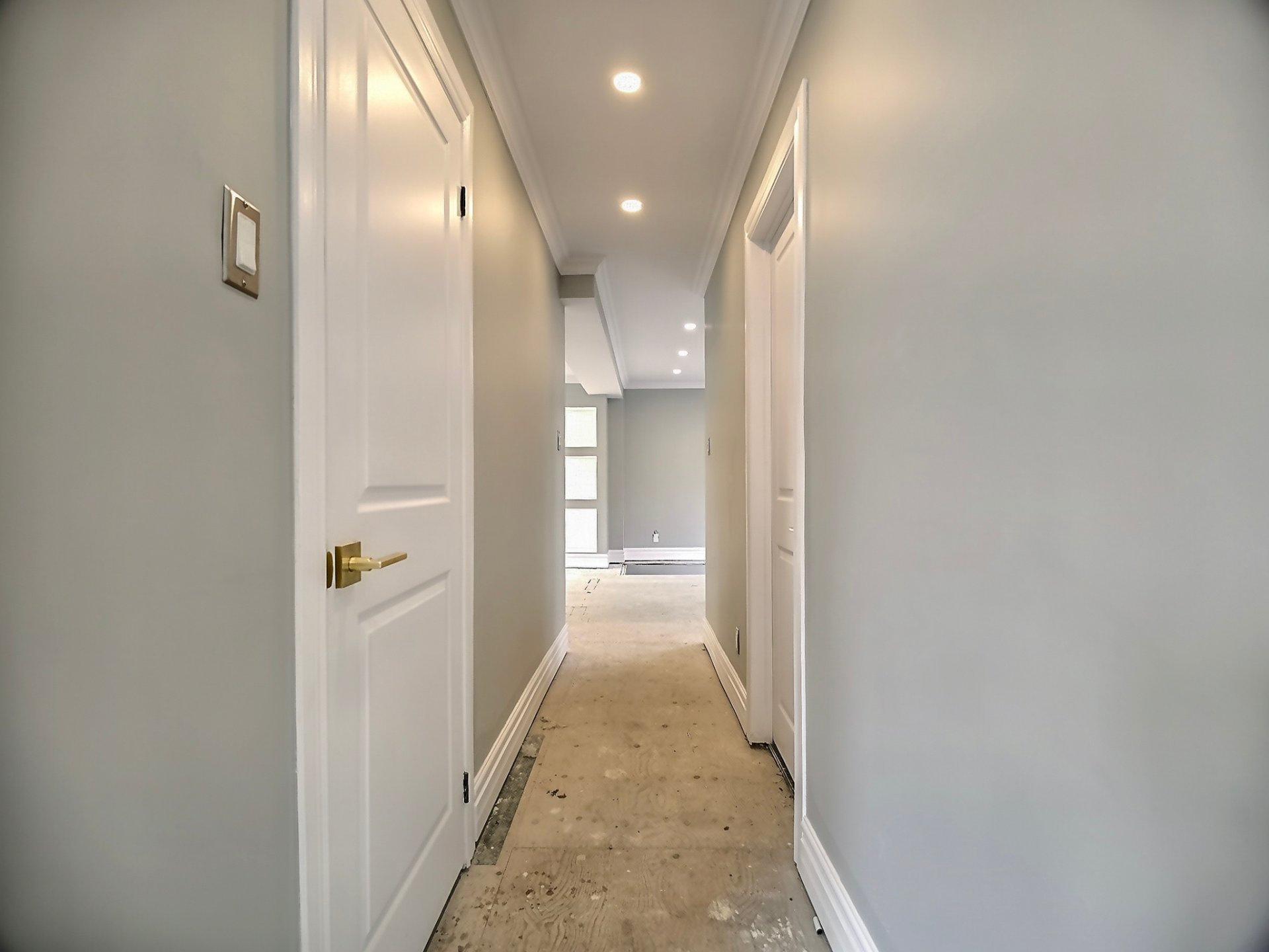 Photo - PASAGEWAY