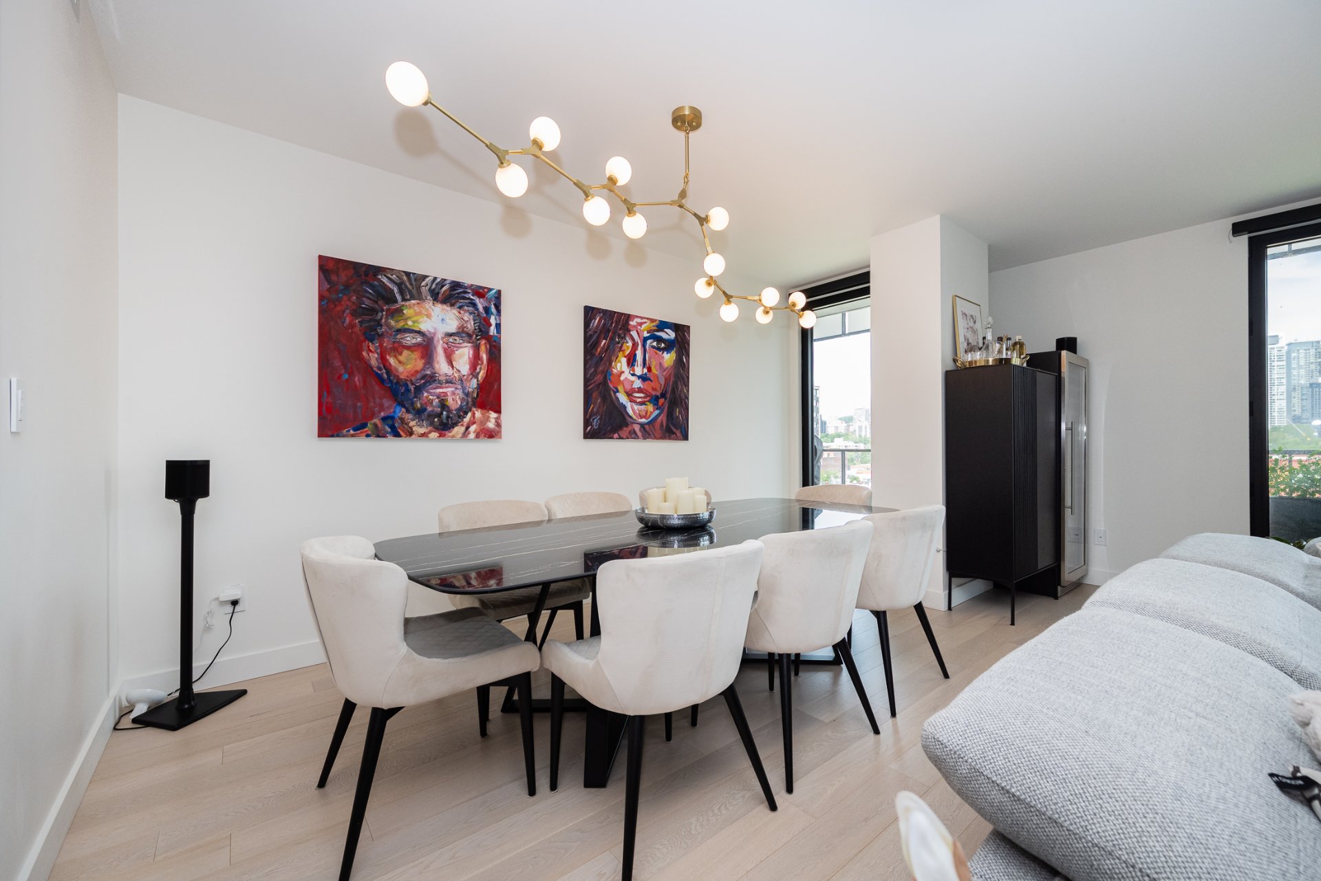 Photo - Salle à manger