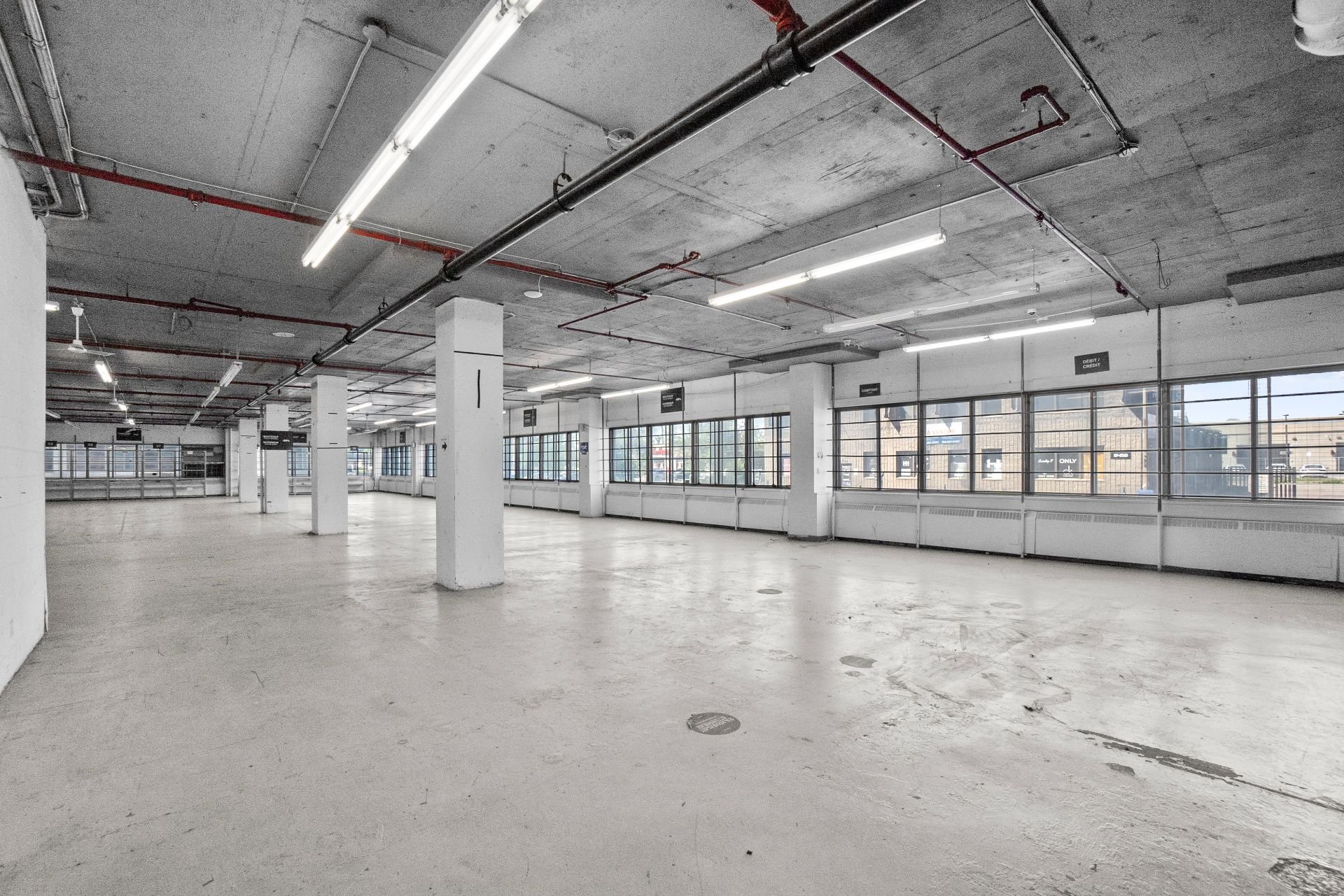 Photo - Interior