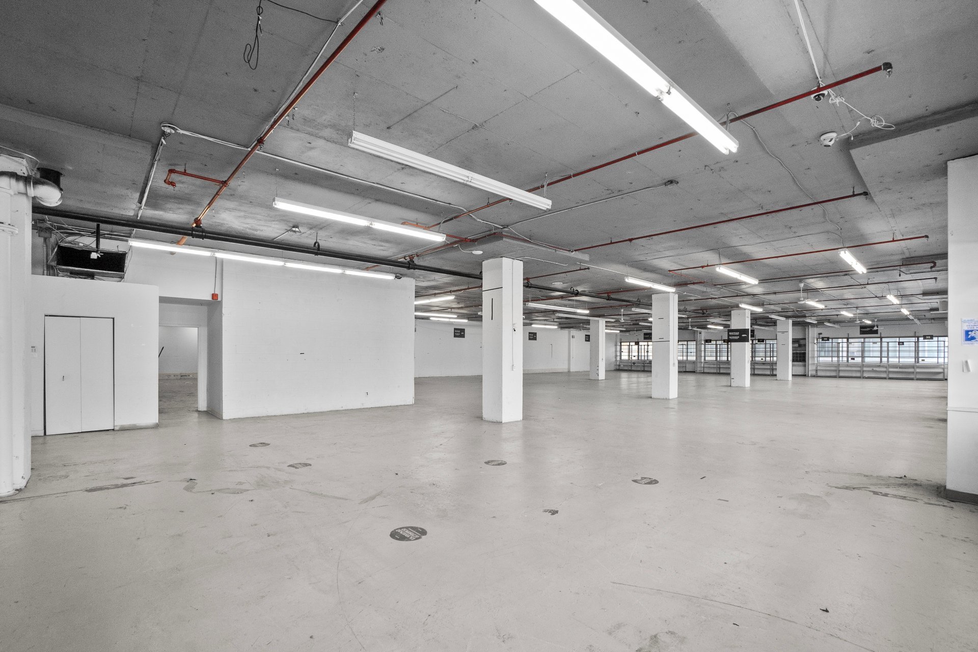Photo - Interior