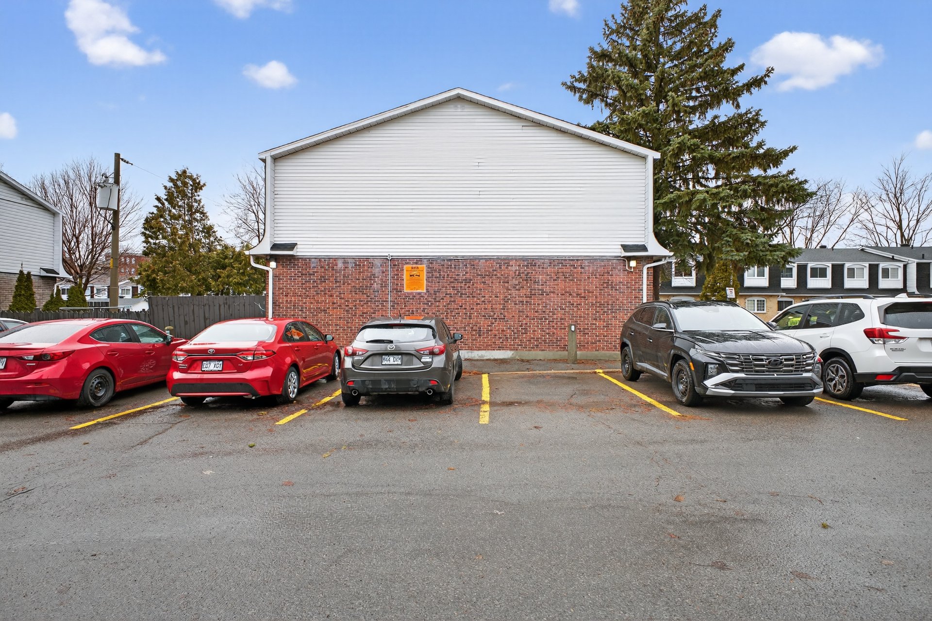 Photo - Stationnement