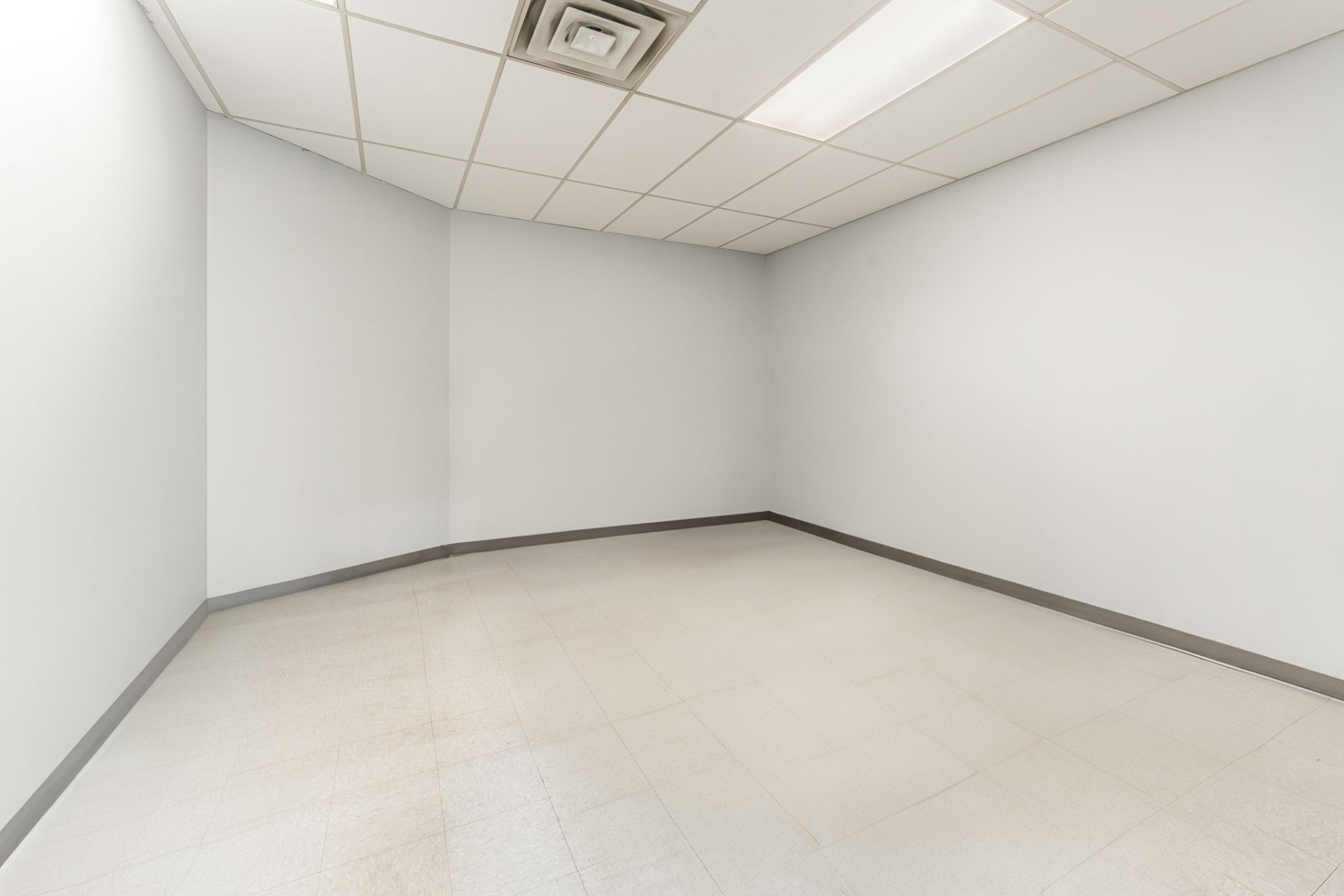 Photo - Office