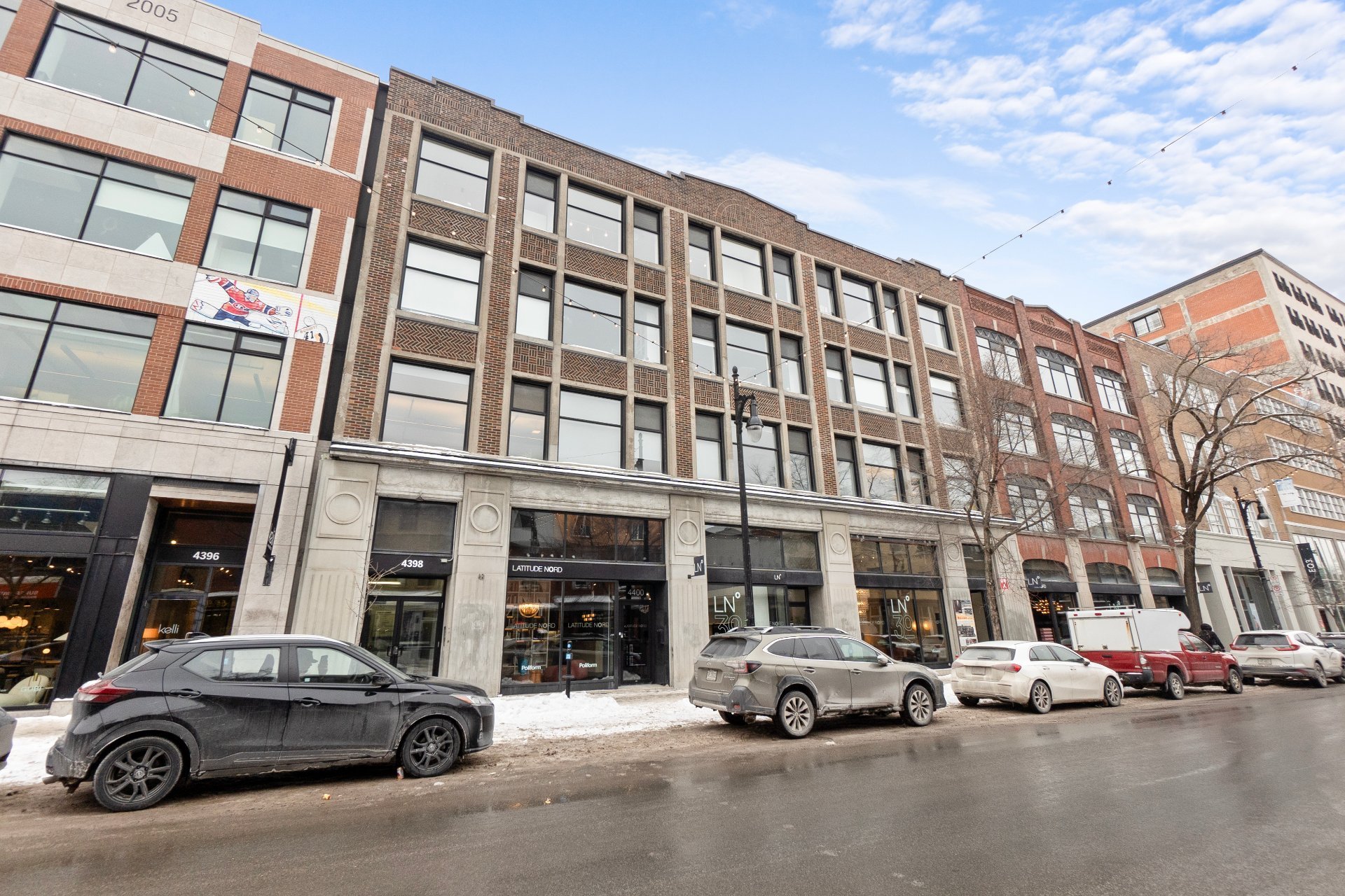 Photo - Exterior