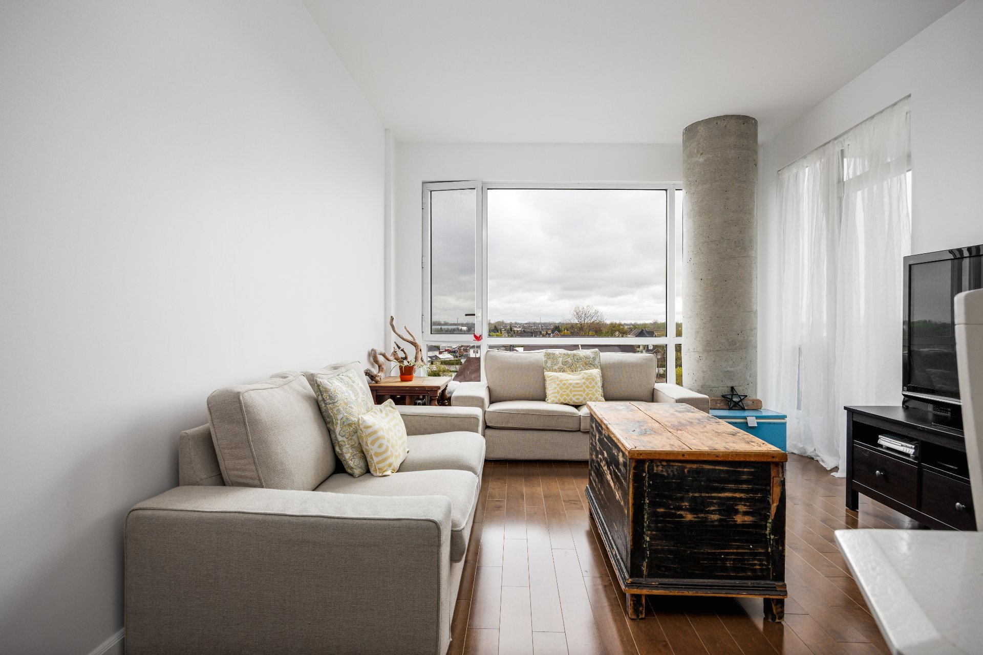 Photo - Living room