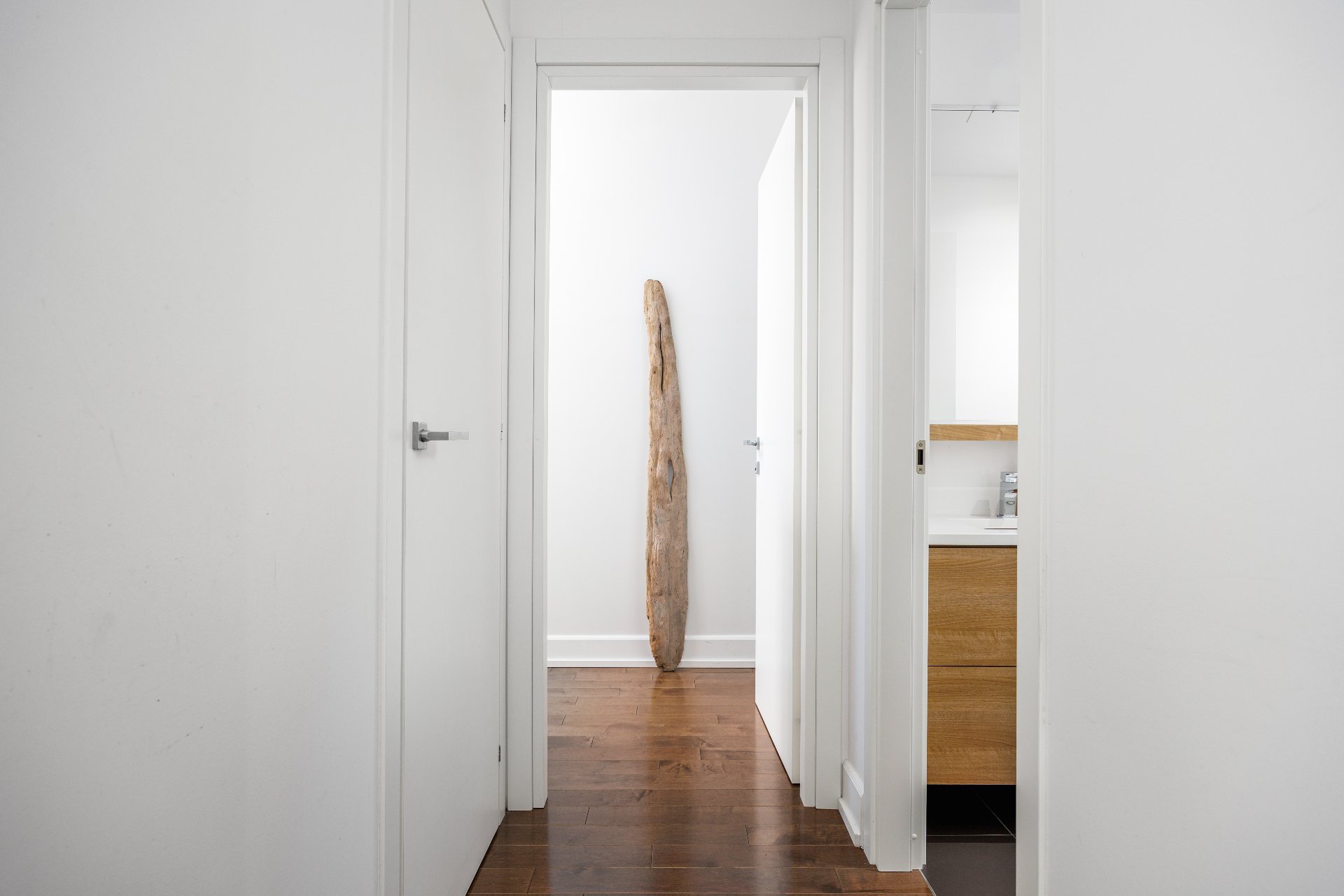 Photo - Hallway