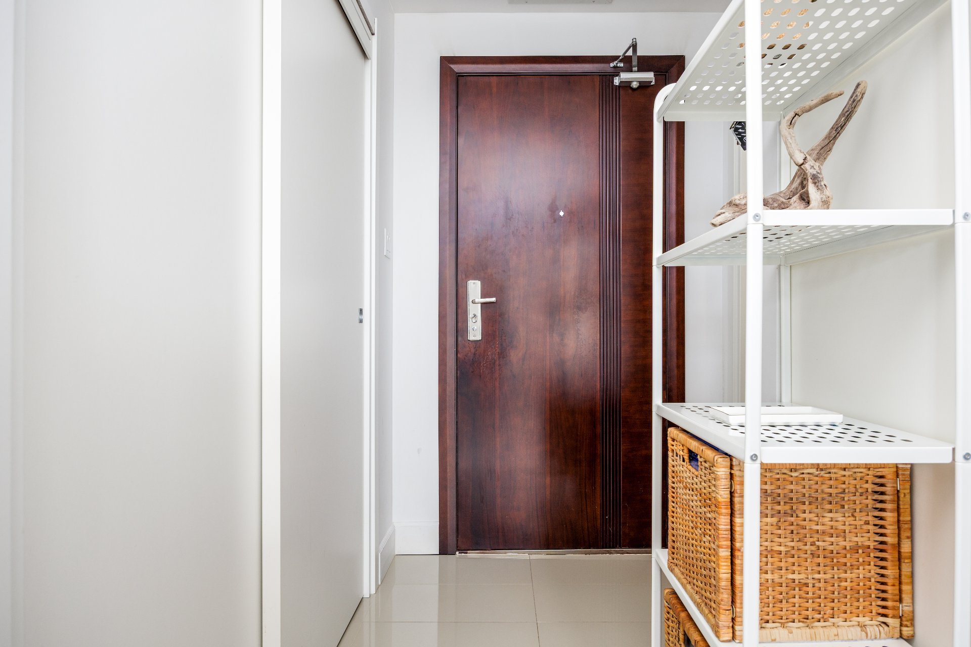 Photo - Hallway