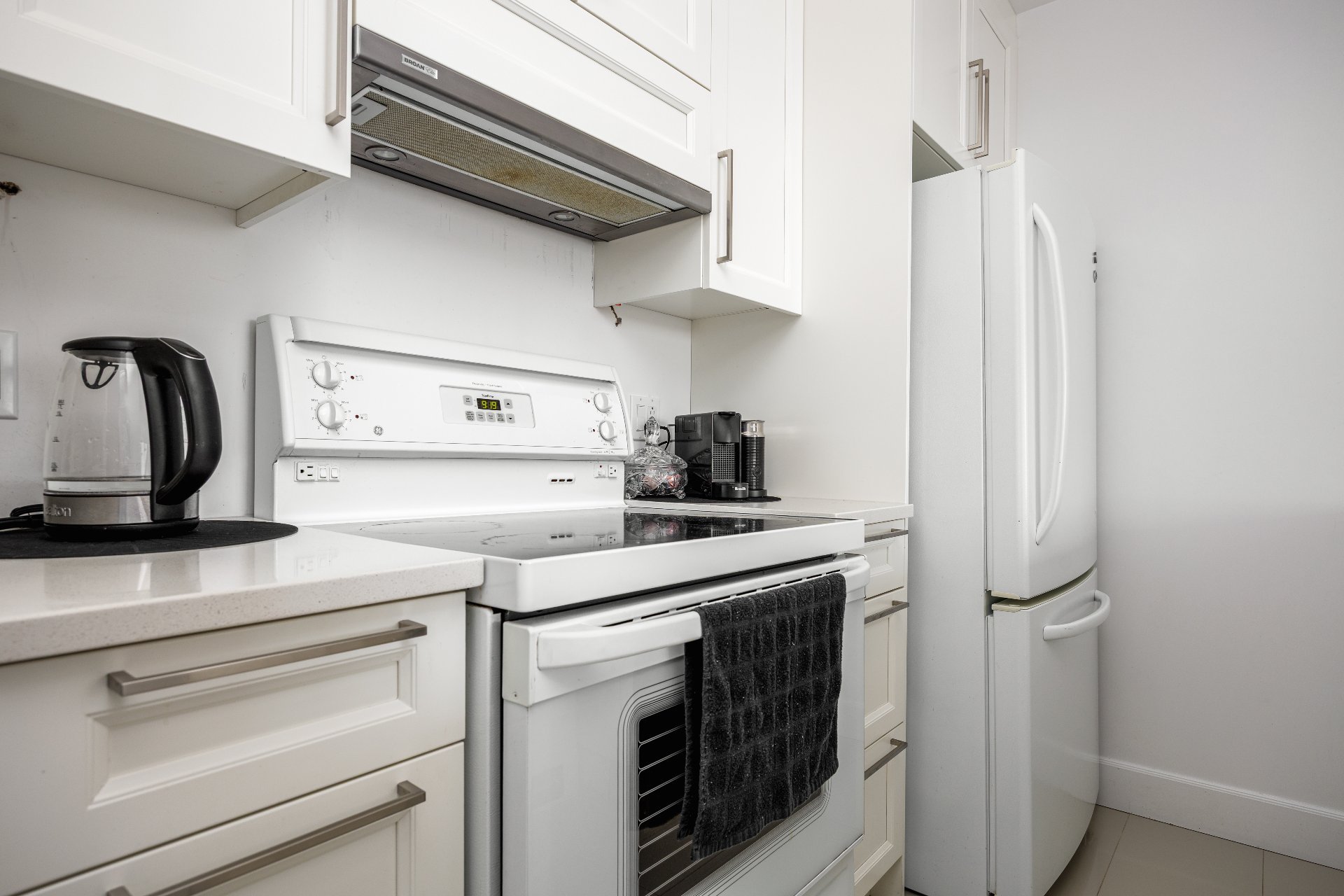 Photo - Kitchen