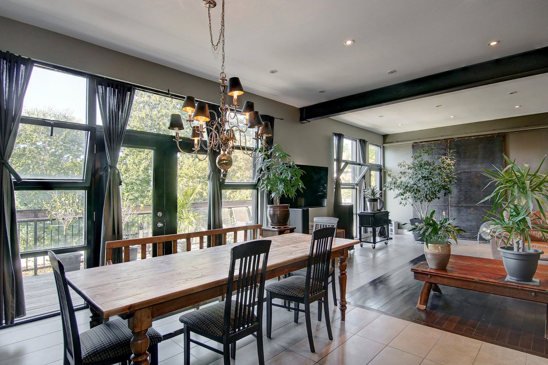 Photo - Salle à manger