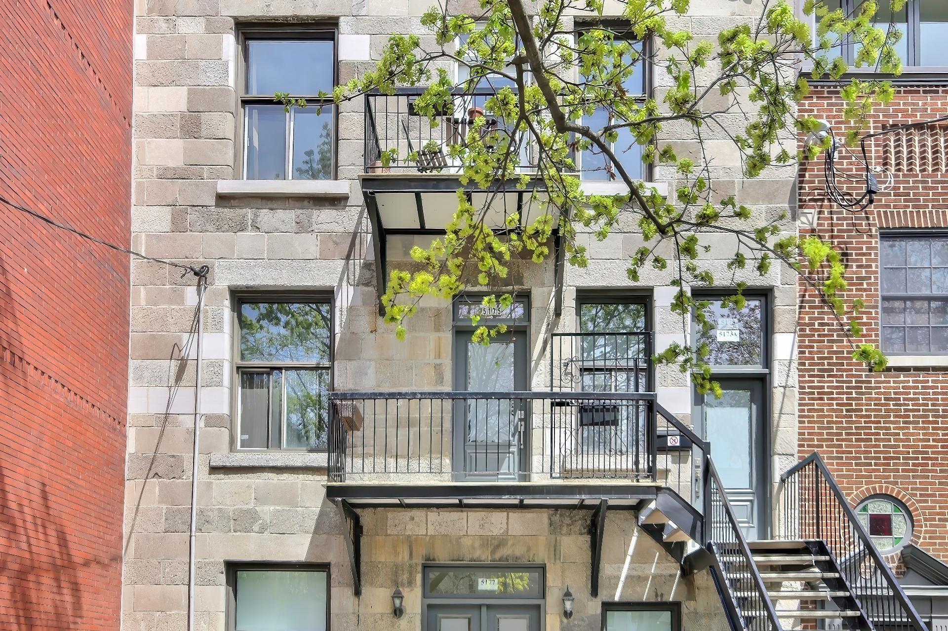 Photo - Balcon
