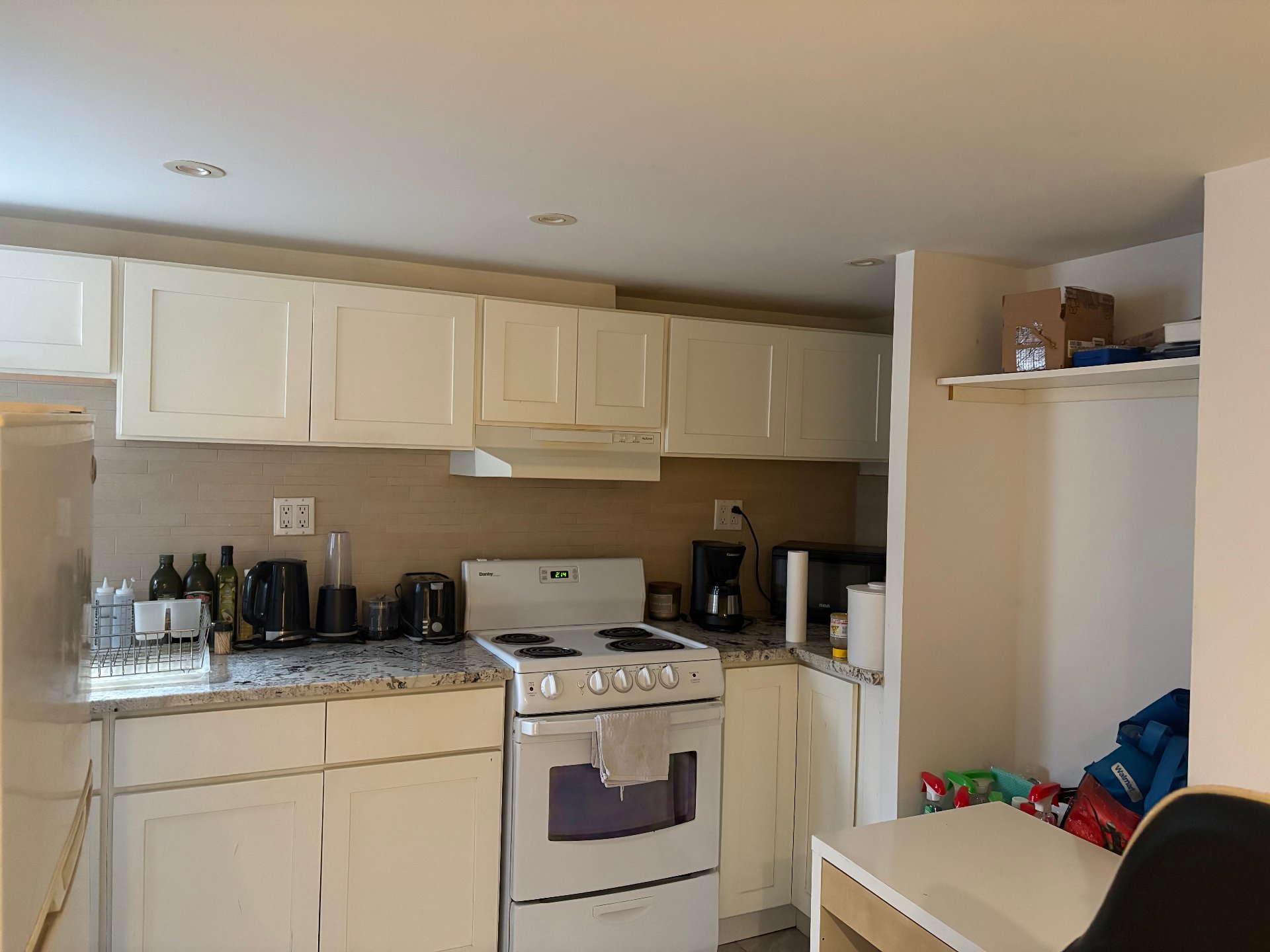 Photo - Kitchen