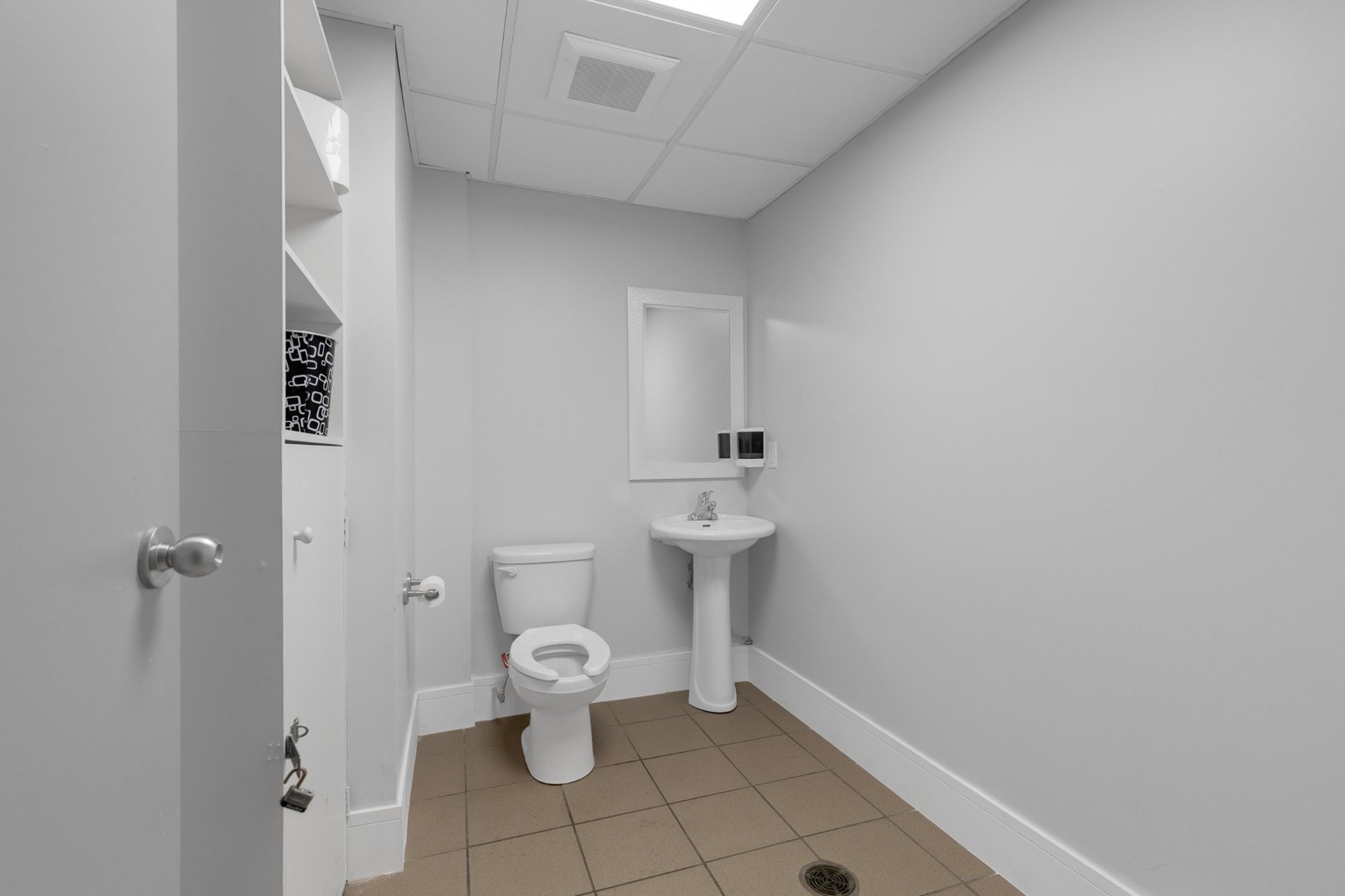 Photo - Bathroom