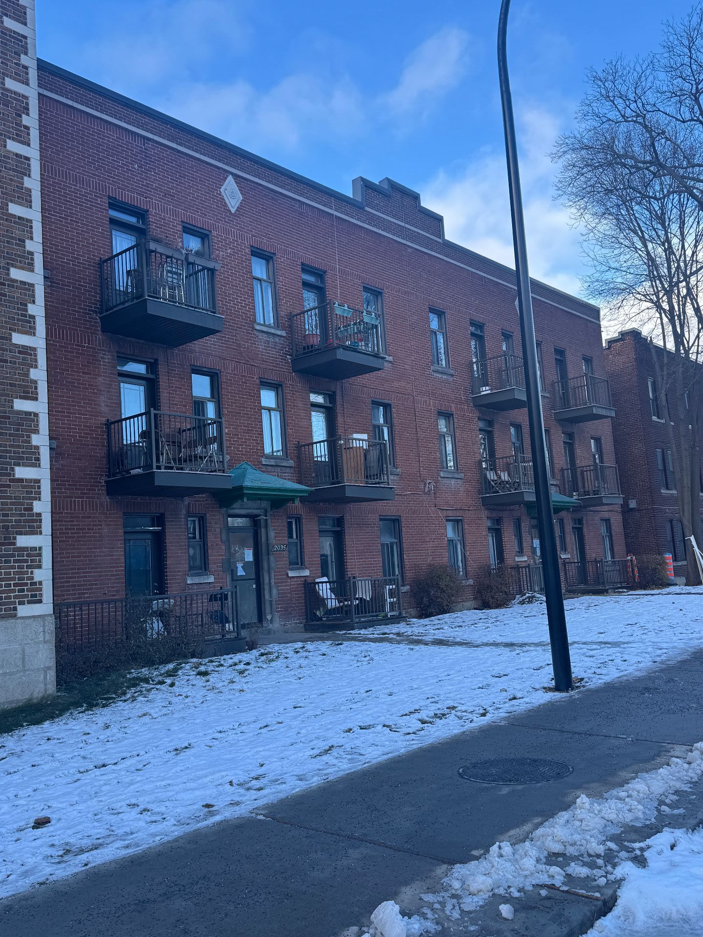 Photo - Entrée extérieure