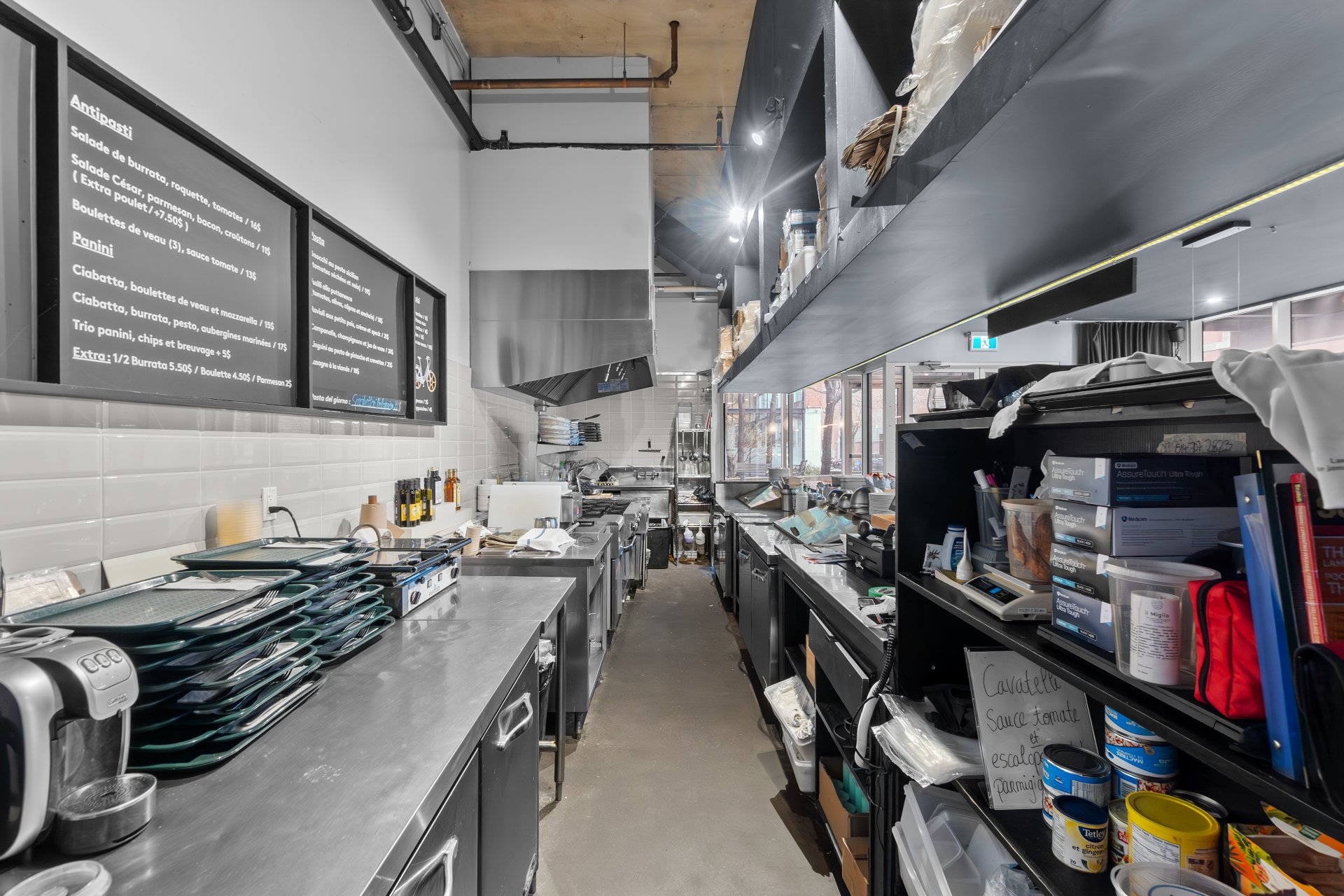 Photo - Kitchen