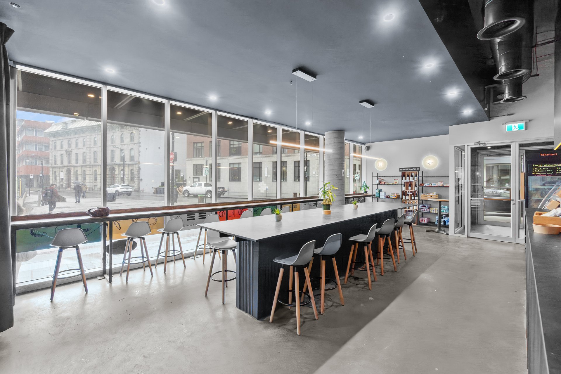 Photo - Dining room