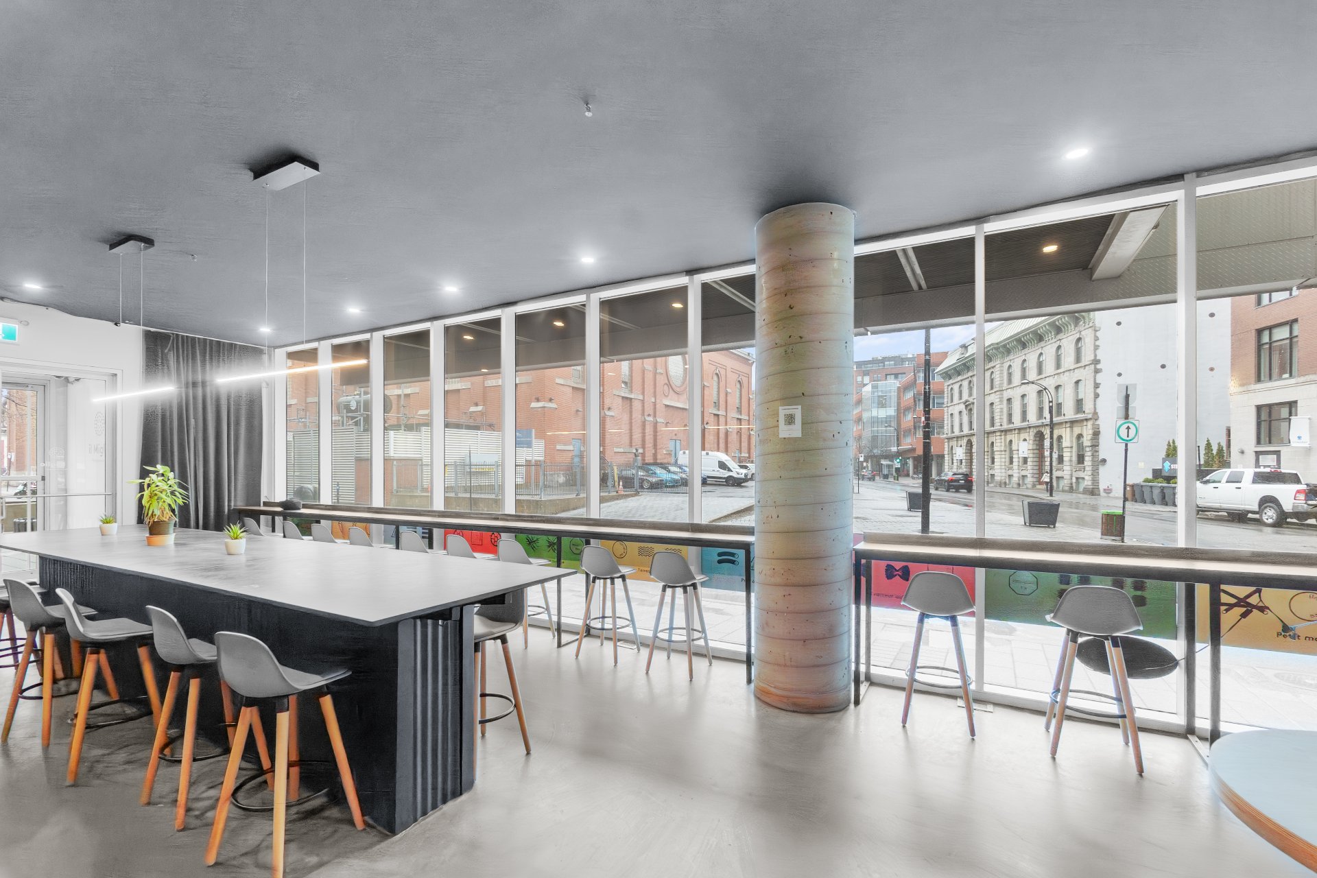 Photo - Dining room