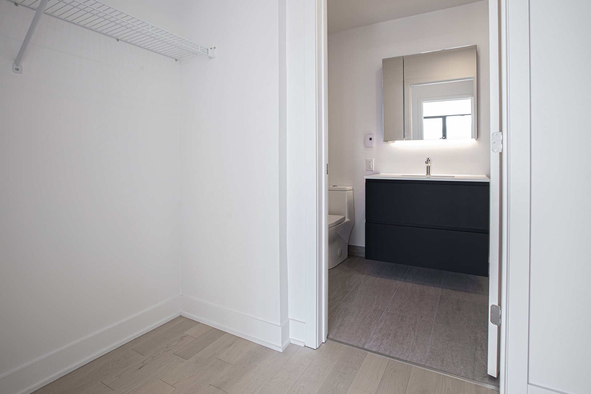 Photo - Penderie (Walk-in)