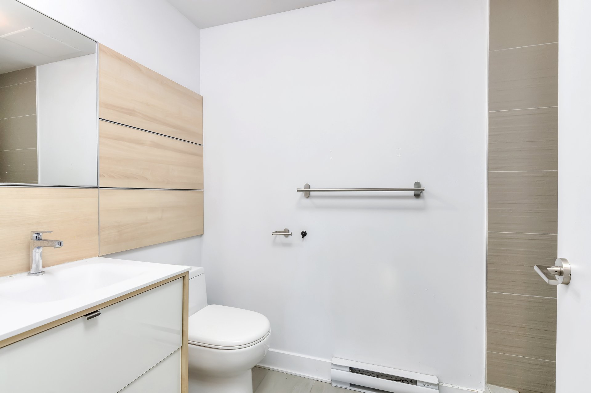 Photo - Salle de bains attenante à la CCP