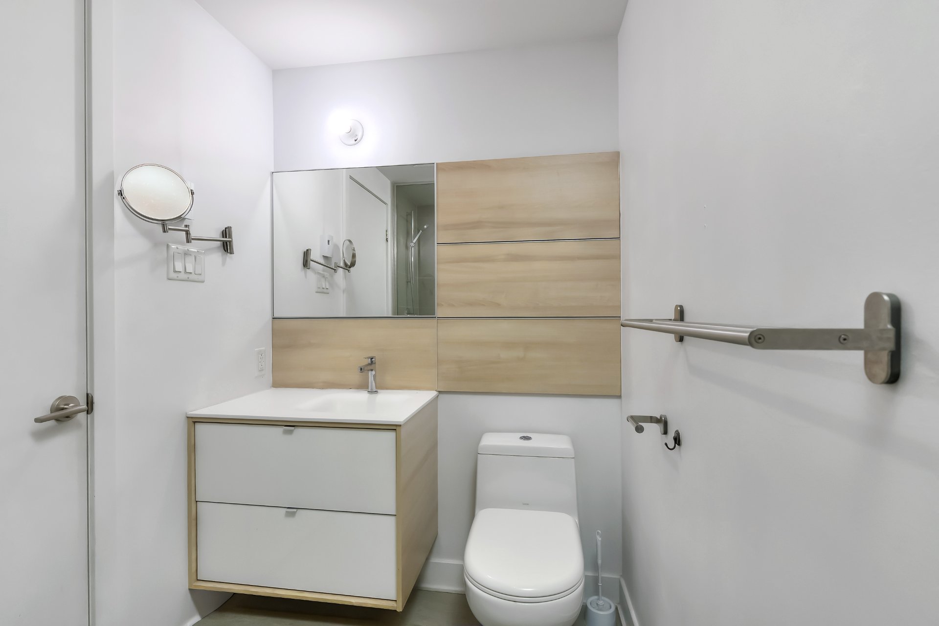 Photo - Salle de bains attenante à la CCP