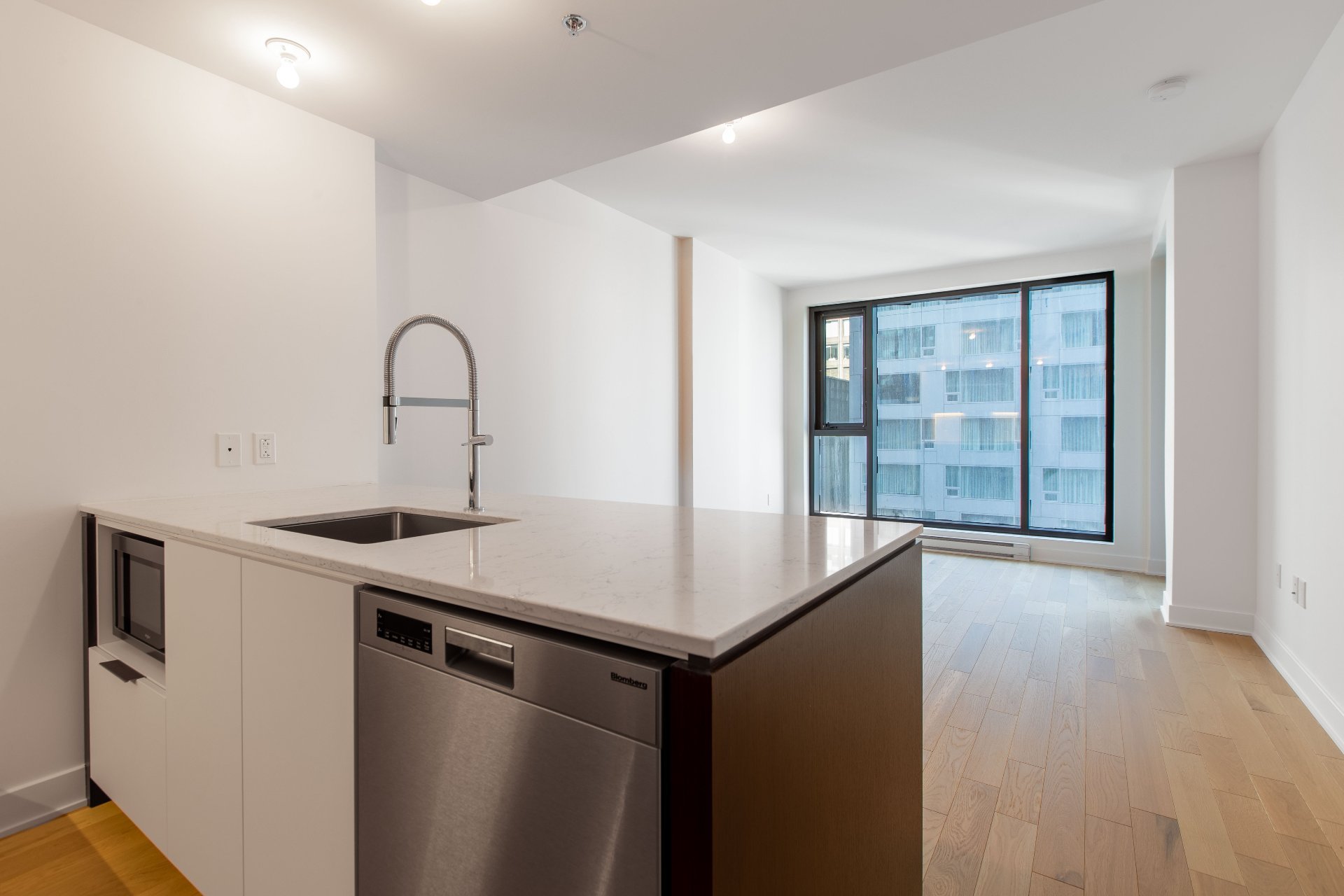 Photo - Kitchen