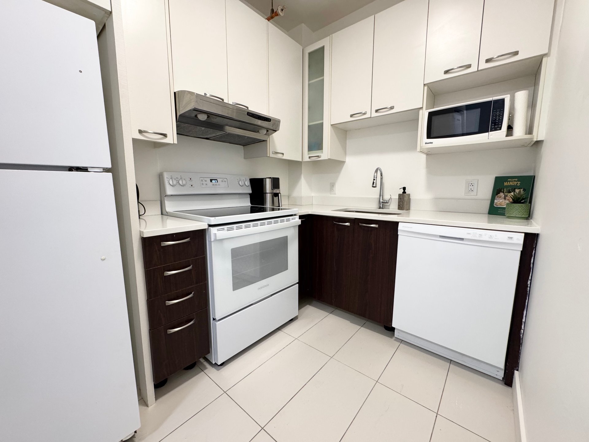 Photo - Kitchen
