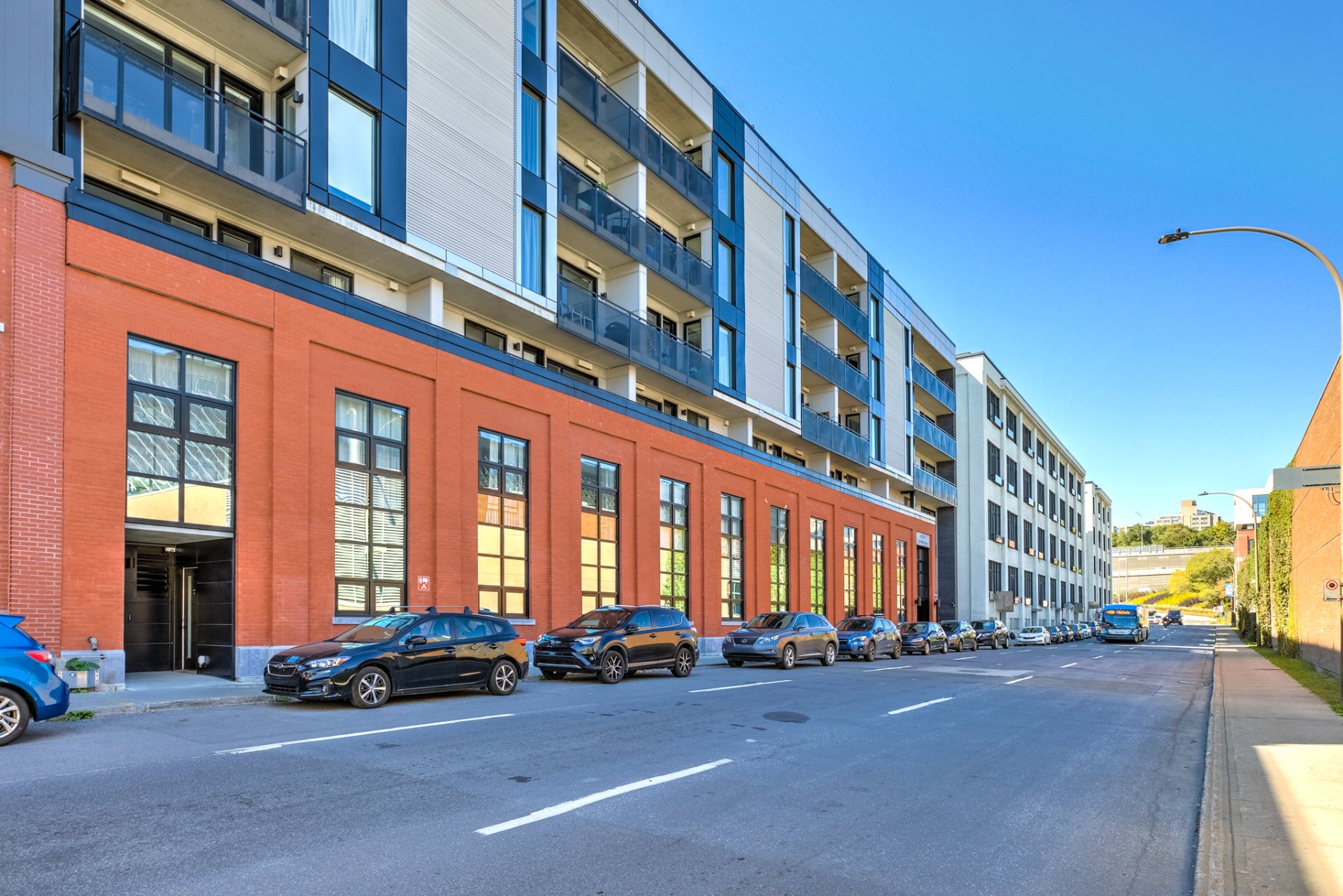 Photo - Exterior