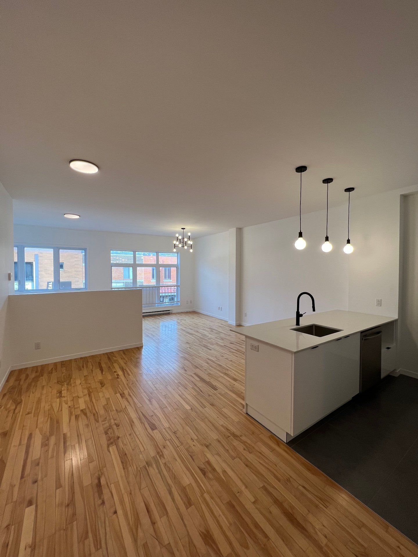 Photo - Kitchen