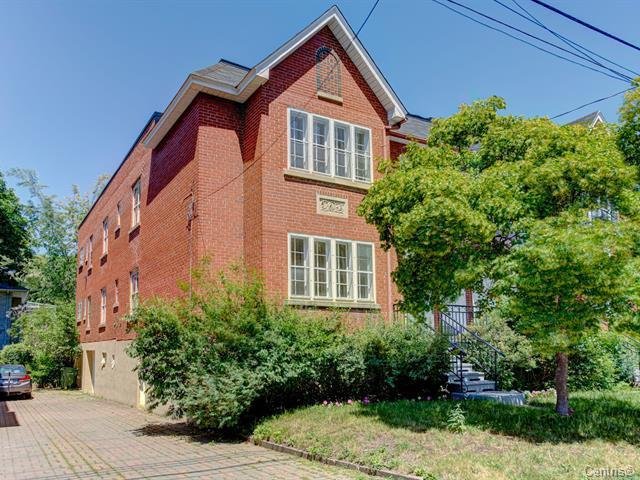 Photo - Exterior