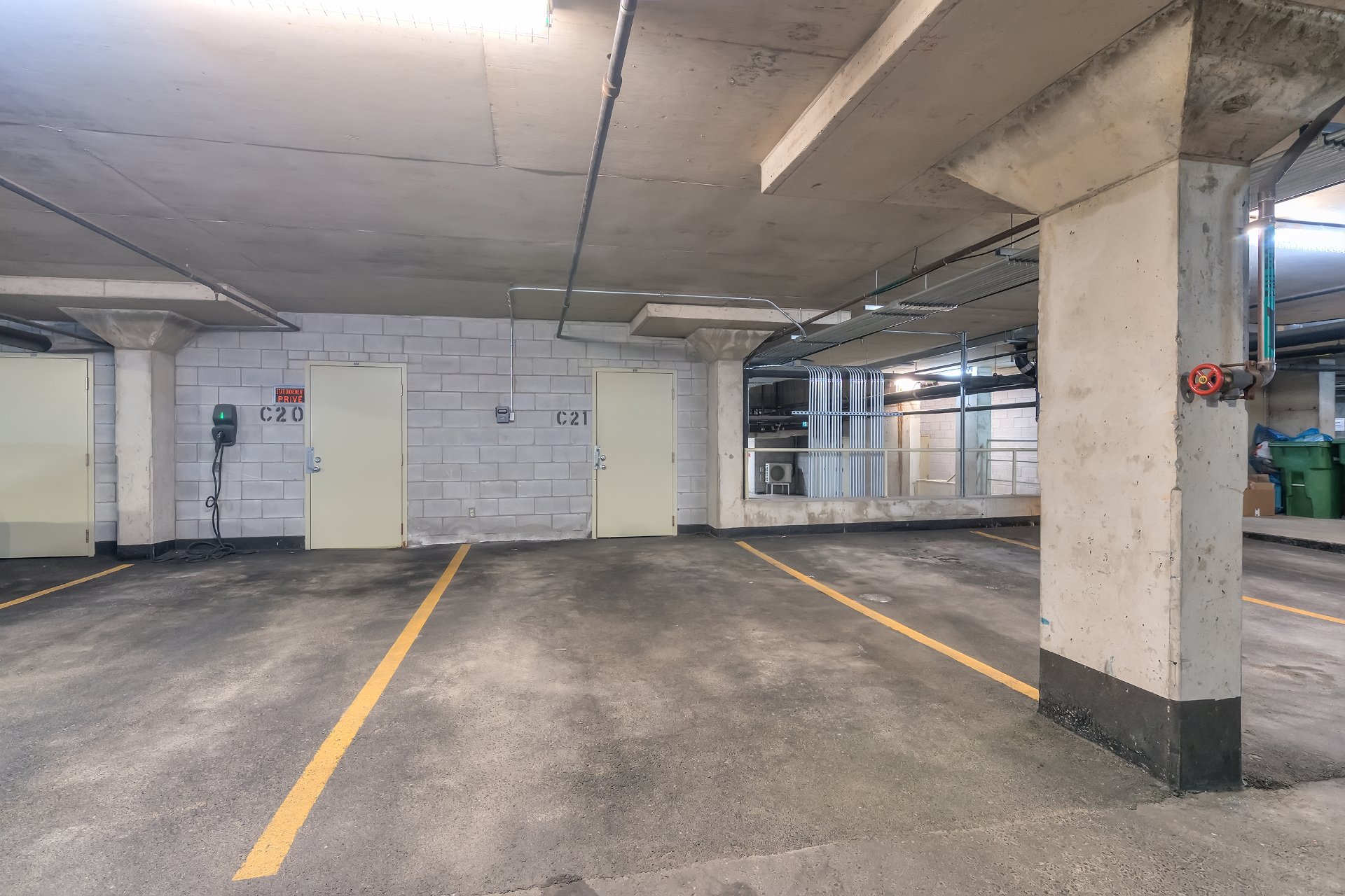 Photo - Parking